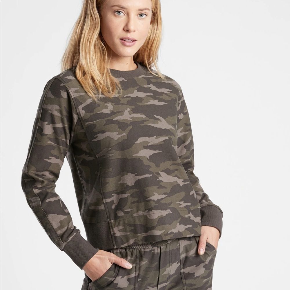 ATHLETA Women Farallon Crew Long Sleeves Sweatshirt Camo​​​